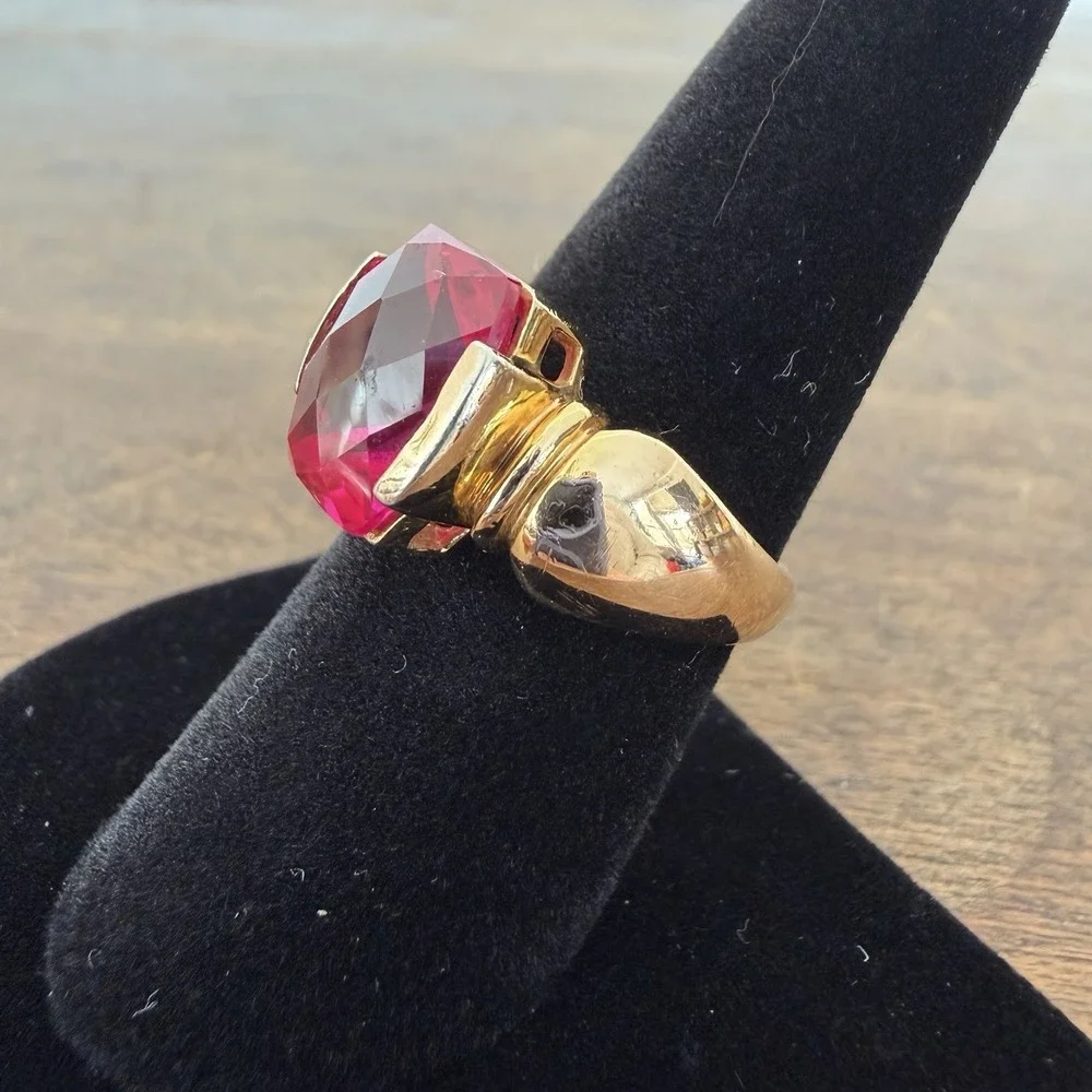 VTG Estate Sterling‎ Silver 925 Ring Cushion Cut Synthetic Ruby Gold Toned Sz 8